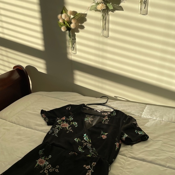 H&M Black Floral Wrap Dress (Size 2) - Picture 2 of 5